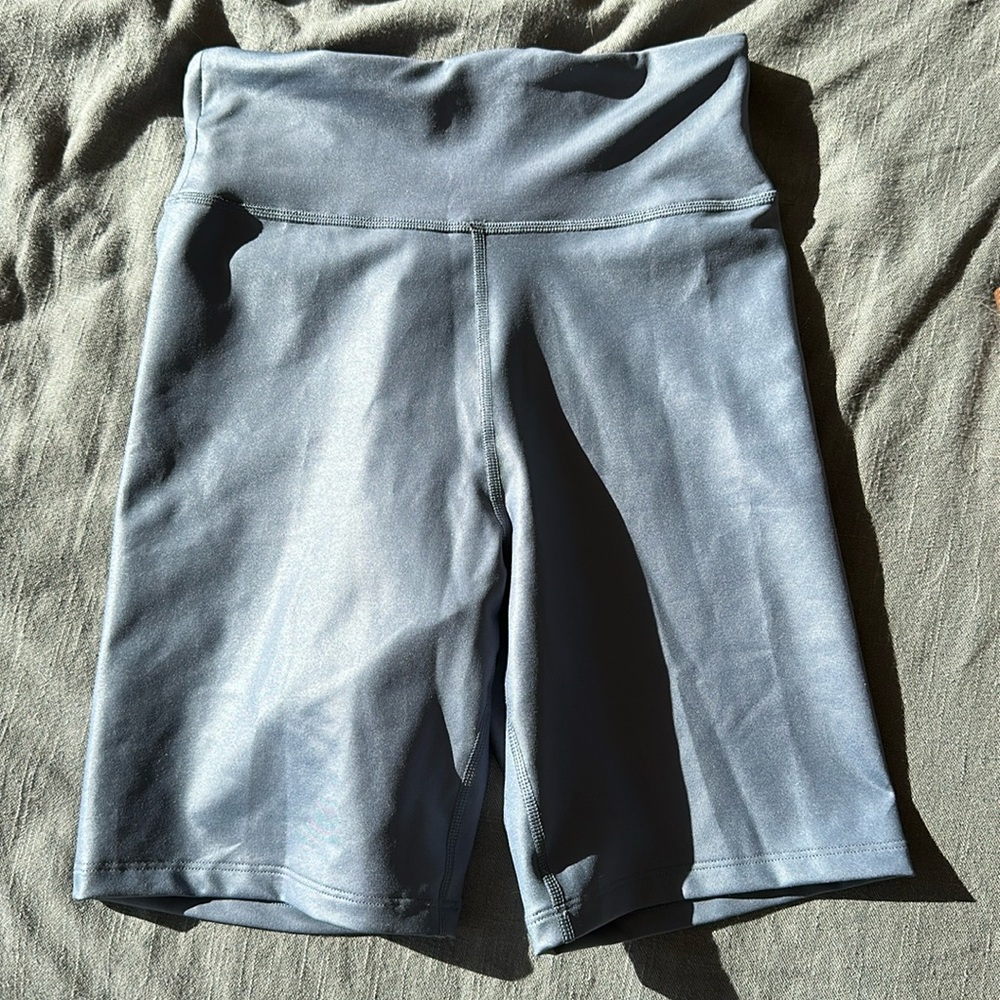 New never worn Abercrombie biker shorts